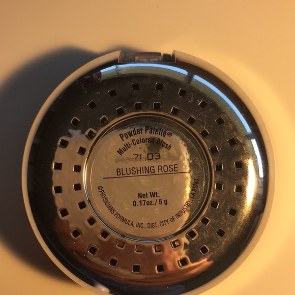 Physicians formula - Colour: Blushing rose 🌺 - Picture 5 of 7